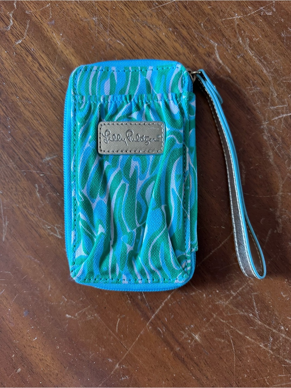 Lilly Pulitzer Green Teal Pattern Wristlet Phone Case wallet